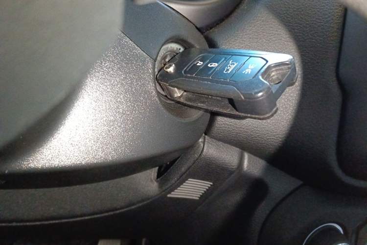 Used Jeep Renegade 2018 Connected Large Screen Version 180T Automatic High-Energy Edition Interior 1