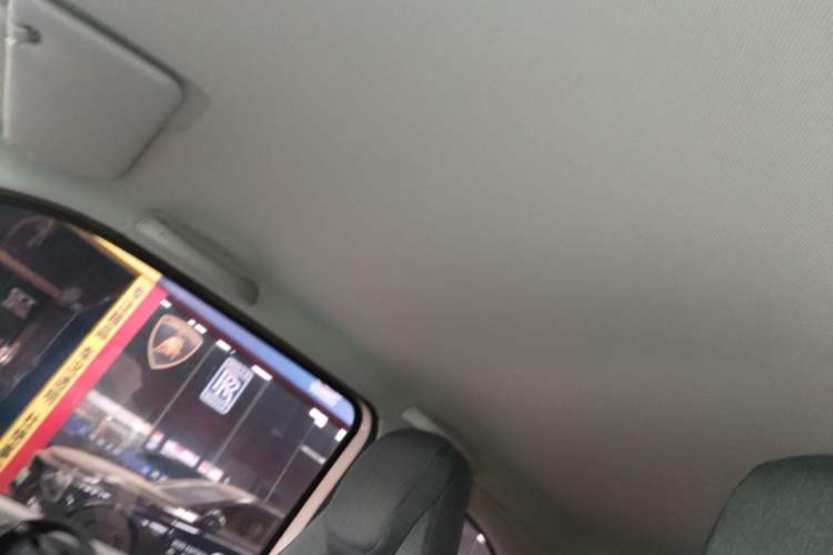 Used Wuling Hongguang MINIEV 2022 Macaron Premium Model – Lithium Iron Phosphate
