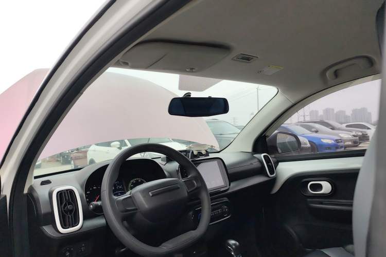 Used Roewe Clever 2022 311km QiQi BoBo Edition