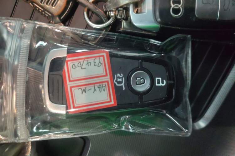 Used Ford Explorer 2024 2.3T EcoBoost All-Wheel Drive Stylish Plus Version 7 Seats