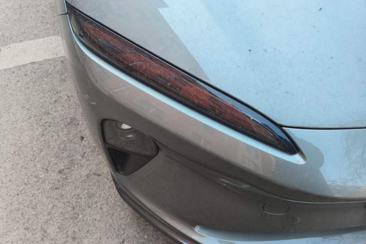 Used Nio ET5T 2023 75 kWh Touring Right Front Headlight