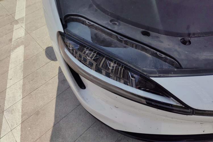 Used Hima Luxeed S7 2024 Max Rear-Drive Long-Range Intelligent Driving Version Right Front Headlight