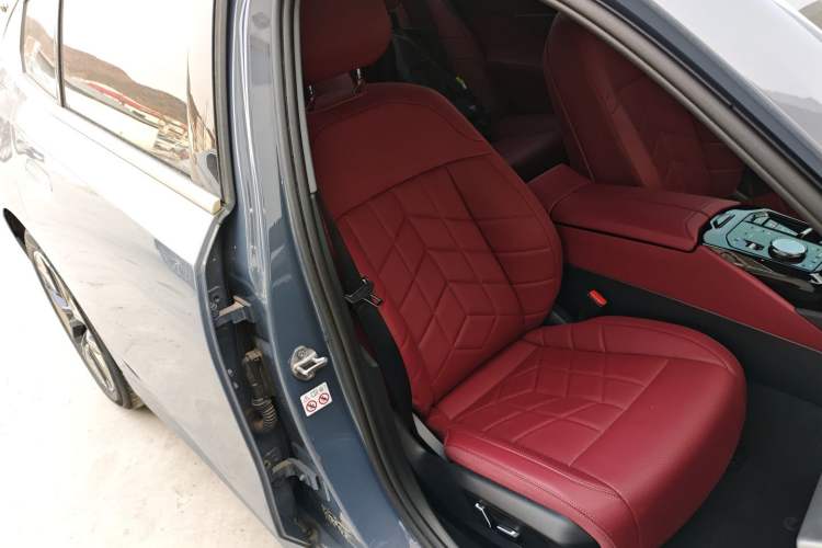 Used BMW 5 Series 2024 525Li M Sport Package