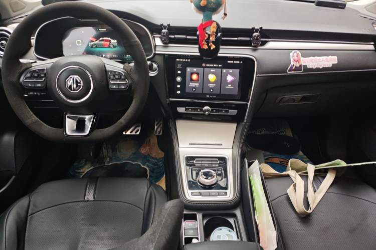 Used MG 6 New Energy 2018 45T E-DRIVE Intelligent Drive Hybrid PILOT Super Internet Edition Audio And AC Panel