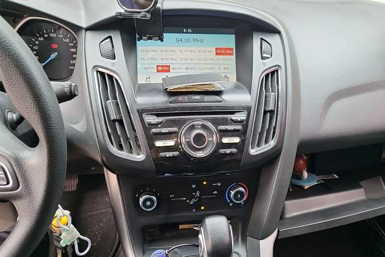 Used Ford Focus 2017 Hatchback 1.6L Automatic Comfort Plus SmartDrive Edition
