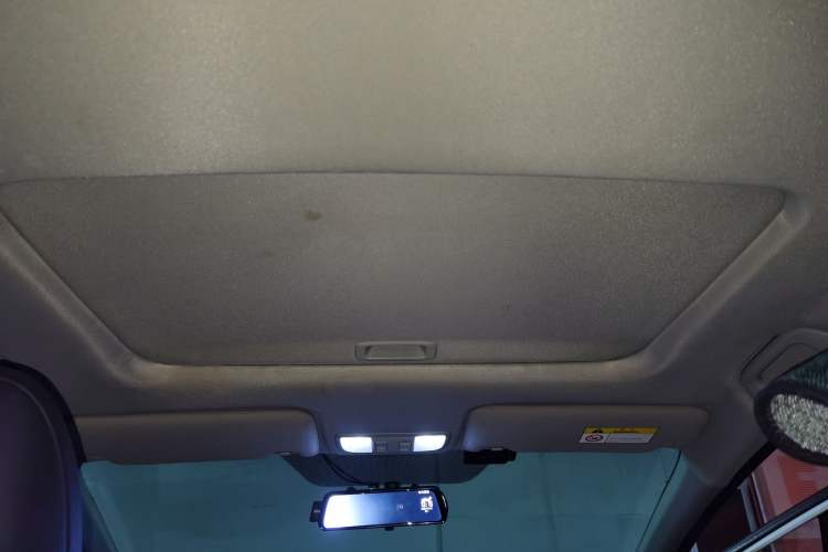 Used Honda Jade 2017 1.8L automatic Comfort version 5 seats