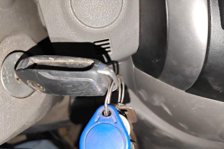 Used Nissan Sunny 2011 1.5XE CVT Comfort Edition Vehicle Key