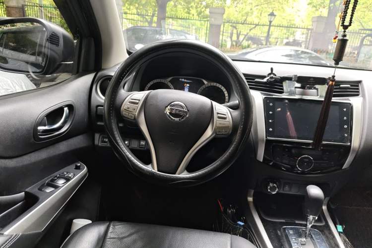 Used Nissan Terra 2020 2.5L XL Upper 4WD Automatic Four-Wheel Drive Luxury Edition Steering Wheel