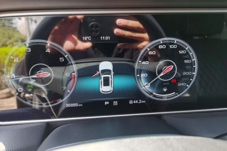 Used Hongqi HS5 2019 2.0T Smart Connect Flagship All-Wheel-Drive Version
