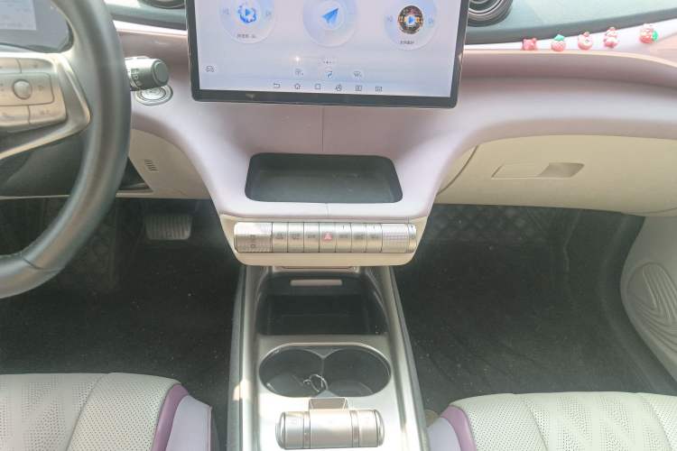 Used BYD Dolphin 2023 420 km Fashion Edition
