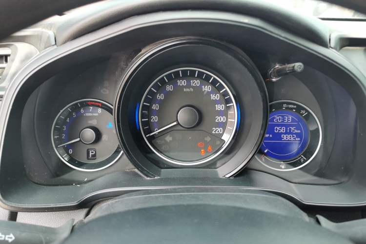 Used Honda Fit 2016 1.5L LXS CVT Comfort Sunroof Version
