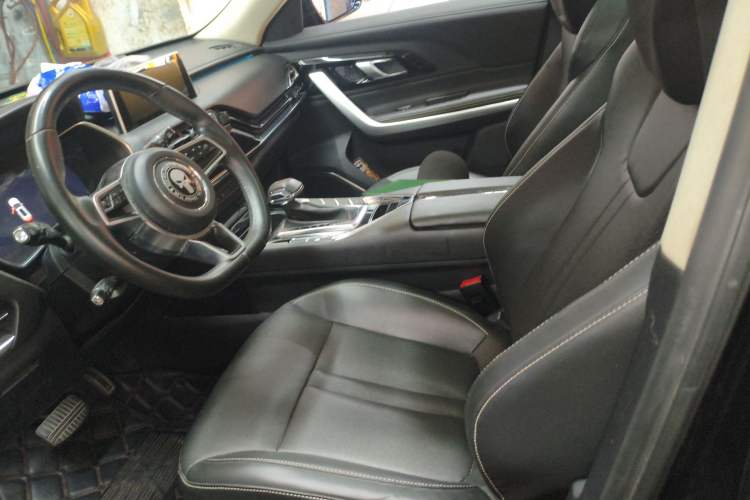 Used Zotye T500 2018 1.5T Automatic Smart Connected Prestige Model
