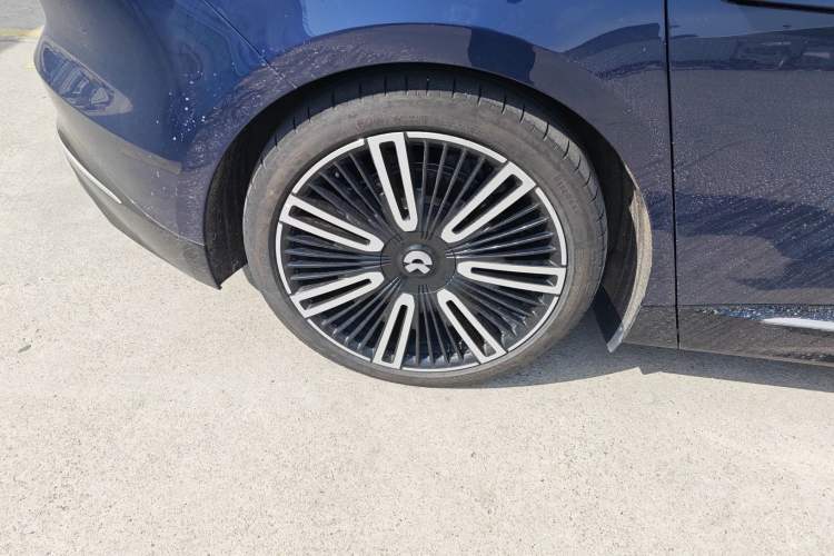 Used Nio ET9 2025 100kWh Signature Edition
