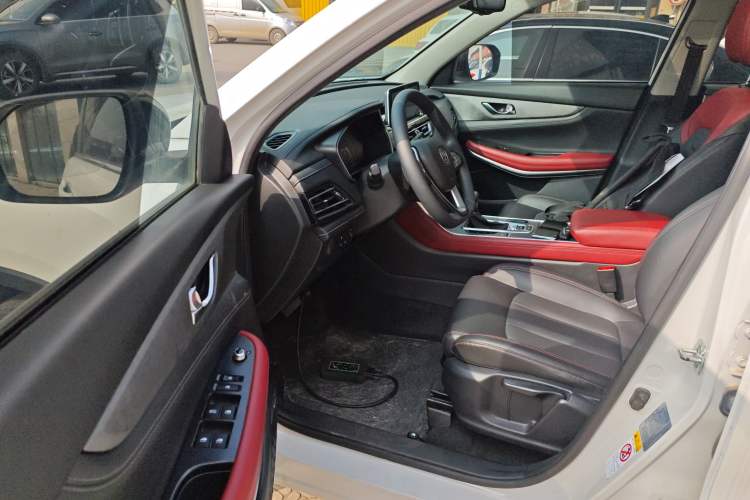 Used Changan CS75 2022 Blue Whale Edition 1.5T DCT Luxury Model