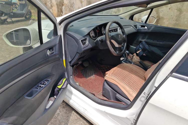 Used Peugeot 308 2012 1.6L Automatic YouShang Model Driver Seat