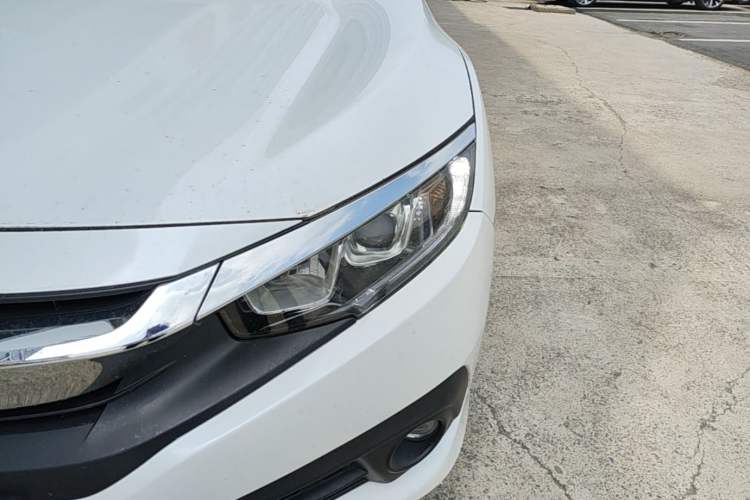 Used Honda Civic 2016 180TURBO CVT Comfort Version
