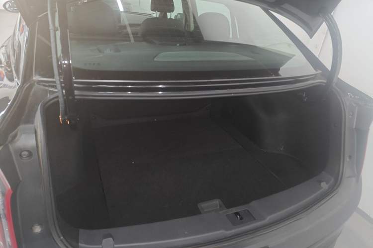 Used Hongqi E-QM5 2023 Base Travel Edition