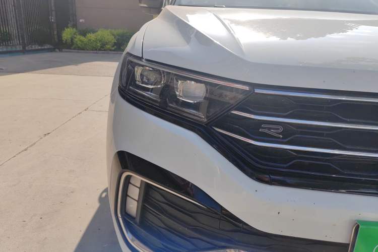 Used Volkswagen T-ROC 2022 280TSI DSG Two-Wheel Drive R-Line Pro PLUS Right Front Headlight