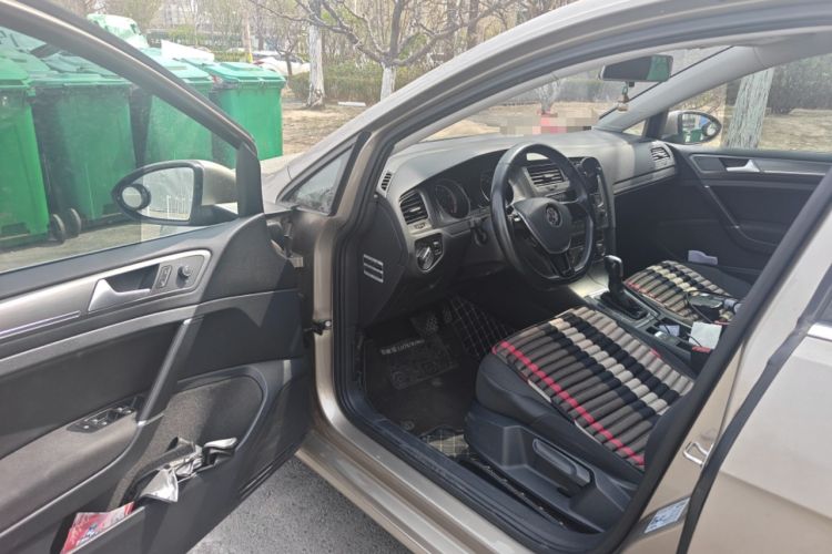 Used Volkswagen Golf 2015 1.4TSI Automatic Comfort Model