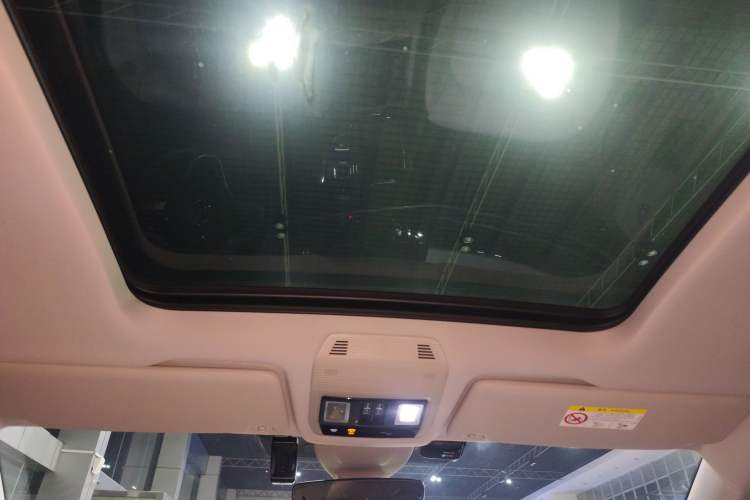 Used Volkswagen Talagon 2022 380TSI All-Wheel-Drive Luxury Prestige Pro 7-Seater