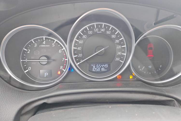 Used Mazda CX-5 2015 2.5L Automatic 4x4 Prestige Edition
