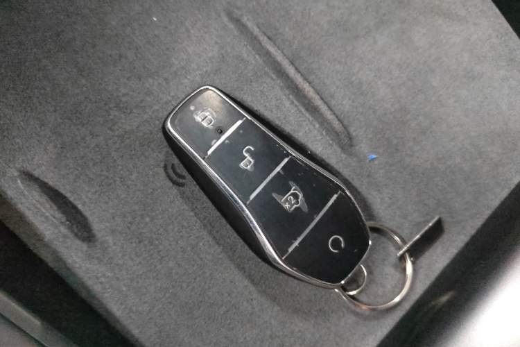 Used BYD Qin L 2025 DM-i Smart Drive 120KM Superior Model
