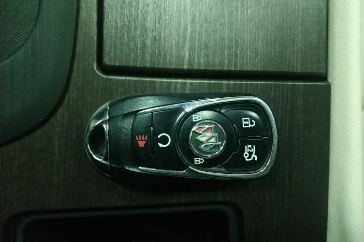 Used Buick LaCrosse 2021 Avenir Avia First-Edition Model
