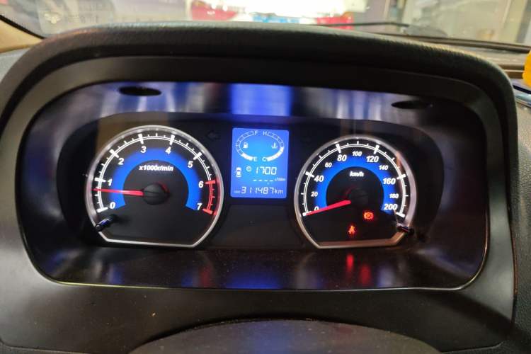 Used Karry K50 2015 1.5L Manual Luxury Model
