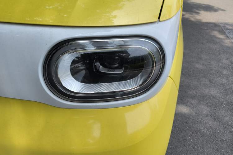 Used Wuling Hongguang MINIEV 2024 3rd Generation 215km Advanced Version