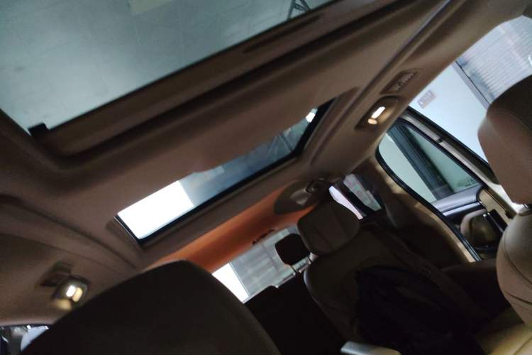 Used Buick GL8 2021 ES Land Cruiser 653T Smart Flagship Model
