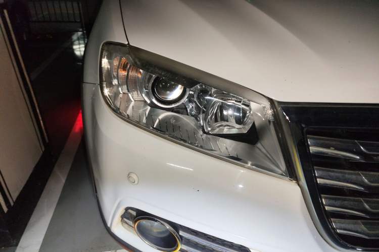 Used Haval H6 2015 Revised Version Sport Edition 1.5T Manual Transmission Two-Wheel Drive Elite Grade
