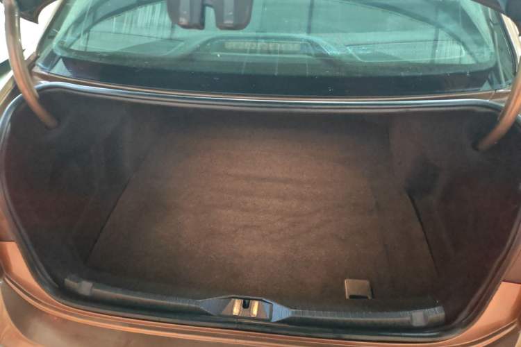 Used Volkswagen Lamando 2015 330TSI DSG Luxury Edition