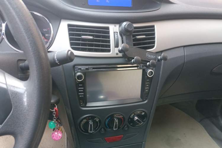 Used Dongfeng Aeolus S30 2012 1.6L Manual Zunya Model
