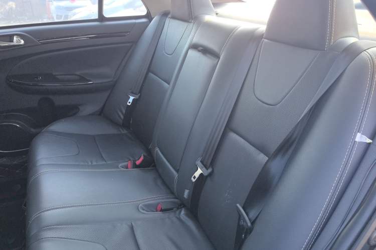 Used BYD Surui 2014 1.5TID Automatic Luxury Model