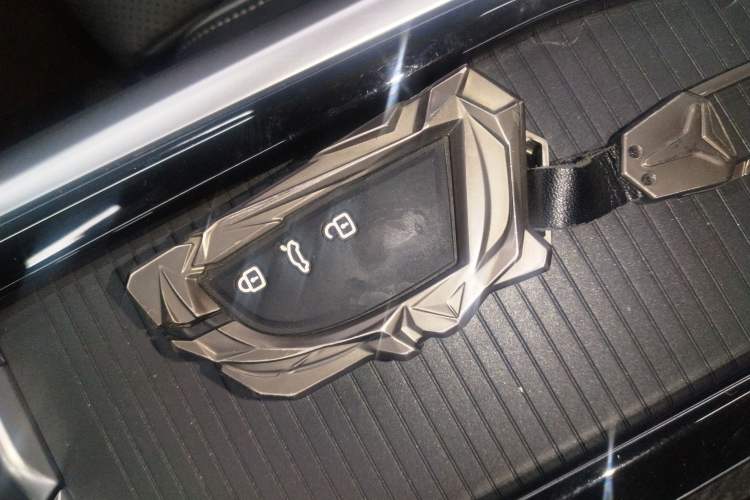 Used Volkswagen Passat 2025 Pro 380TSI Dragon Edition Interior 1