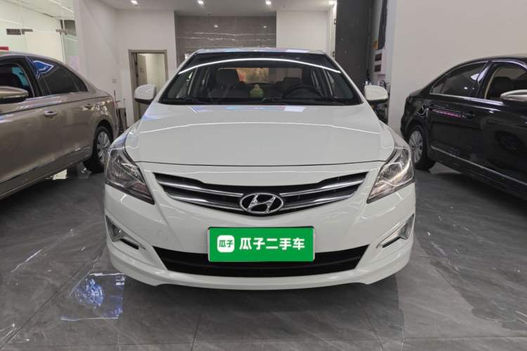 Used Hyundai Verna (older generation) 2016 1.4L Manual Smart GLS Trim