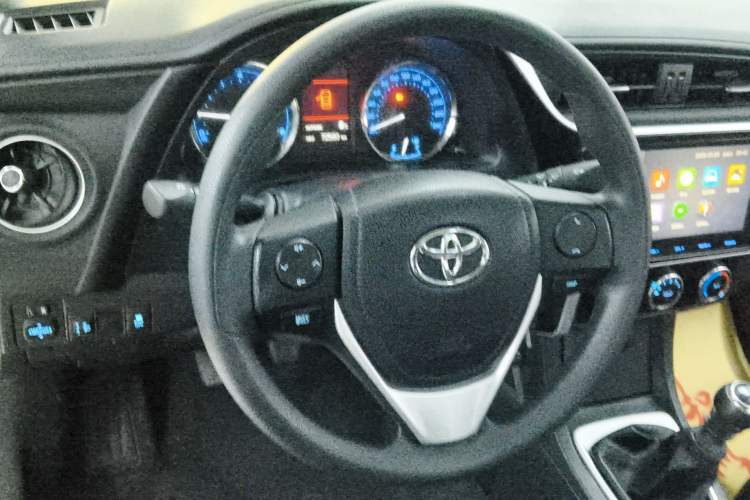 Used Toyota Corolla 2017 Revised Version 1.2T Manual GL-i