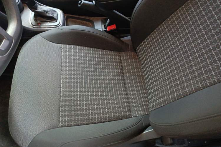 Used Volkswagen Polo 2014 1.6L Automatic Comfort Edition Left Front Seat