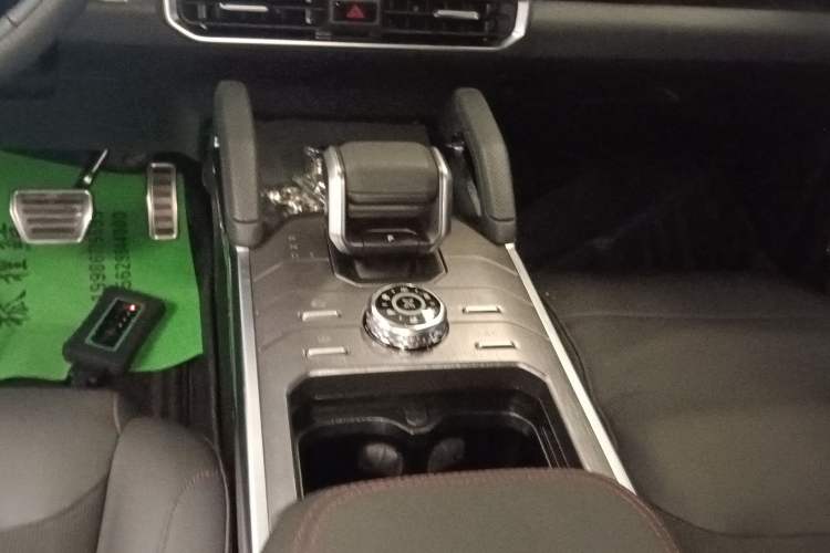 Used JETOUR Traveler 2023 2.0T All-Wheel Drive CrossPRO+
