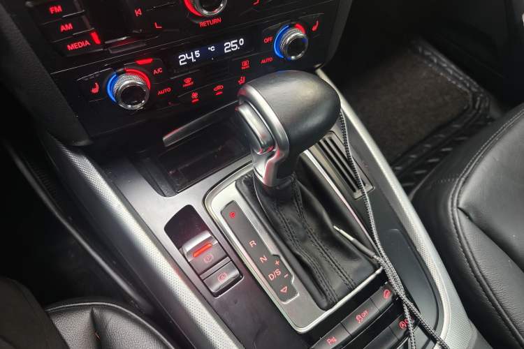 Used Audi Q5 2015 40 TFSI Technology Edition
