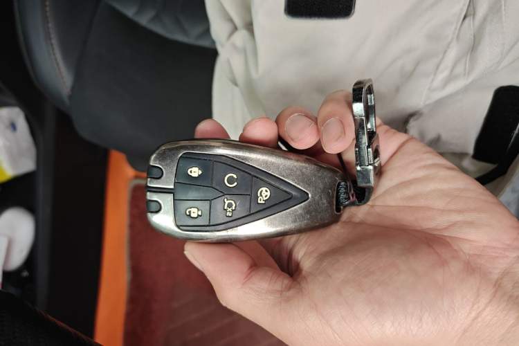 Used CHANGAN UNI-T 2022 1.5T Sport Edition Flagship Version Vehicle Key