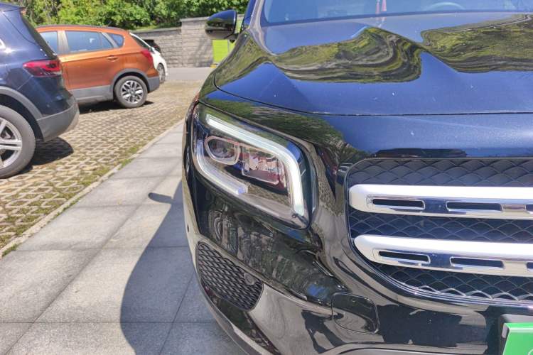 Used Mercedes-Benz GLB 2021 GLB 200 Fashion Model Right Front Headlight