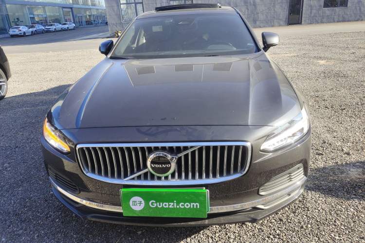 Used Volvo S90 New Energy 2022 T8 eDrive Hybrid Luxury Edition