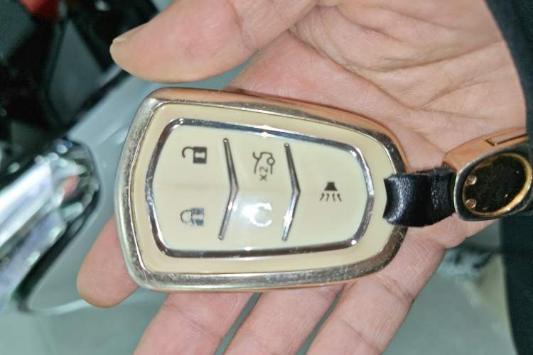 Used Cadillac XT5 2022 2.0T Two-Wheel Drive Luxury Version