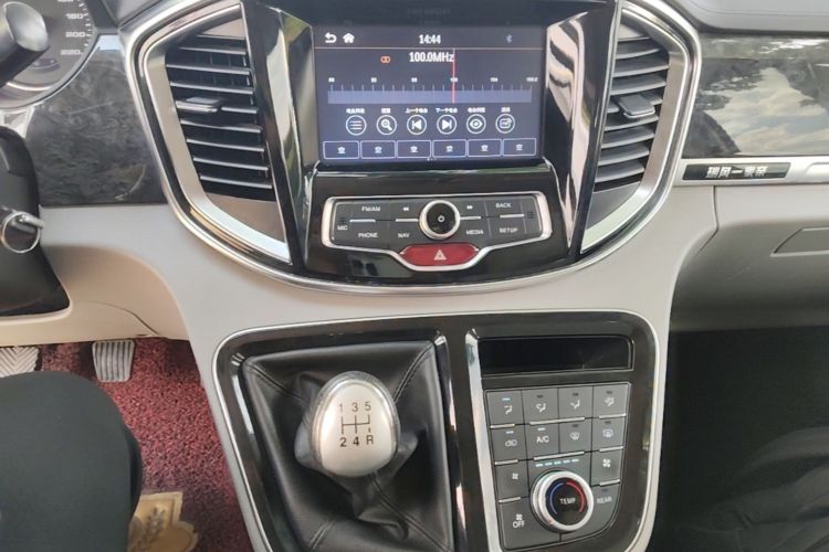 Ojetý JAC Refine M4 2016 2.0L Manual Luxury Version