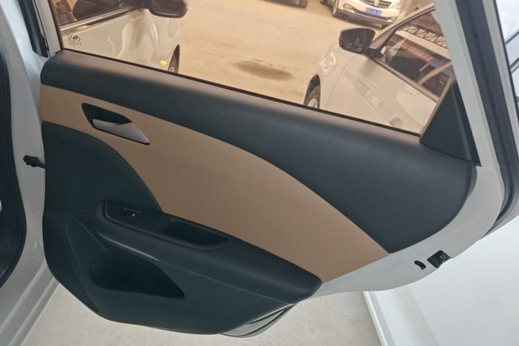 Used Chevrolet Monza 2020 320 Automatic Enjoyment Edition