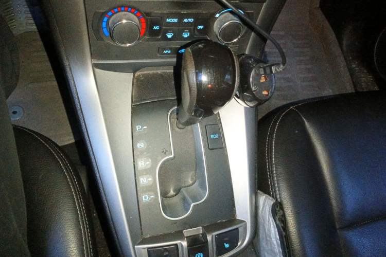 Used Chevrolet Captiva 2012 2.4L 4x4 Flagship Edition 7 Seats