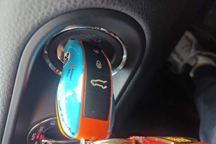 Used Porsche Macan 2017 Macan 2.0T Interior 1