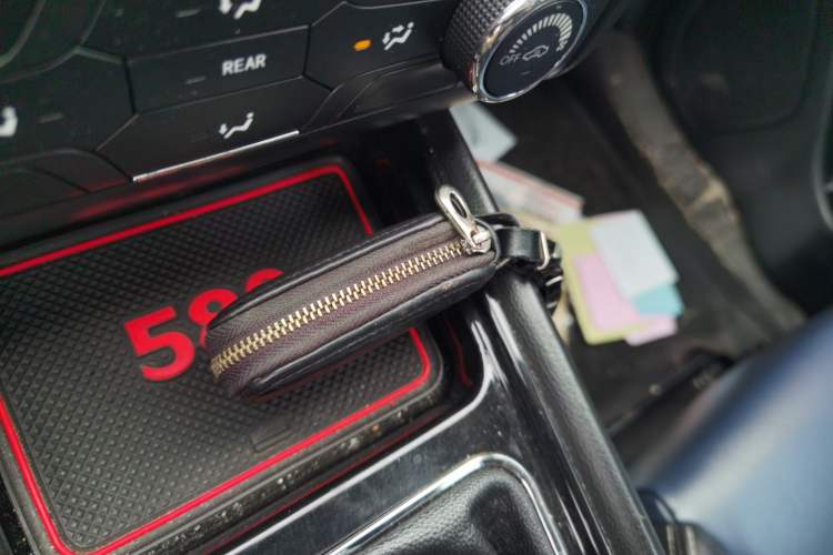 Used Dongfeng Fengon 580 2016 1.5T Manual Luxury Edition