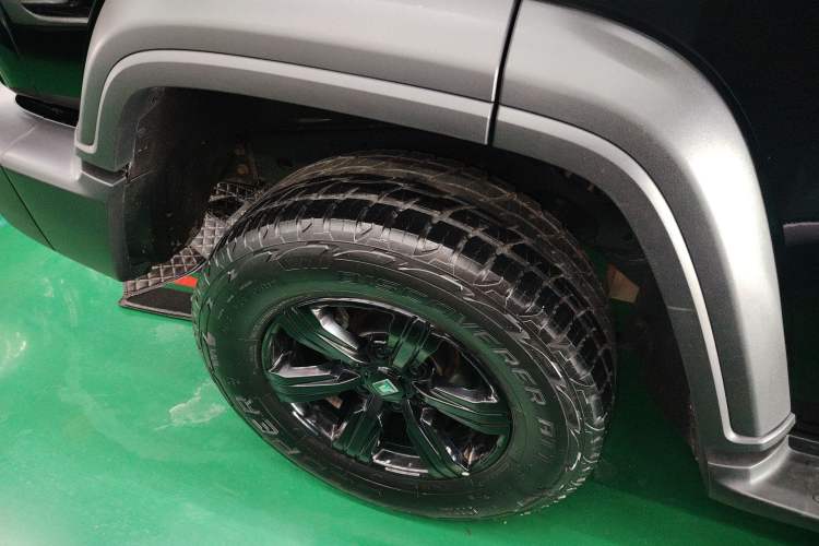 Used Tank 300 2023 Off-Road Edition 2.0T Conqueror Right Rear Wheel Hub